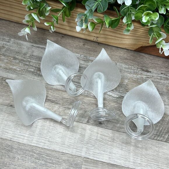 Lily Lucite Modern Floral Napkin Rings, Set of 4 - Picture 4 of 9